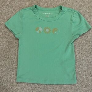 American eagle baby T size extra small. Gently worn